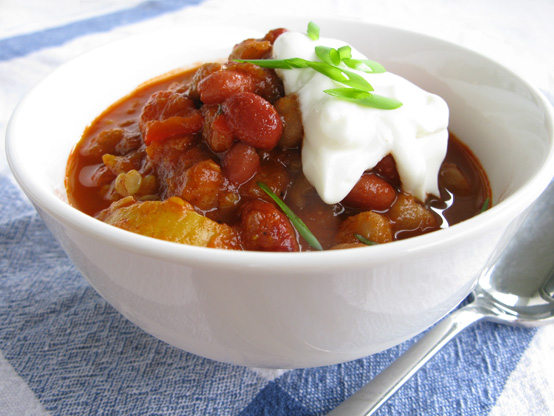 Vegetarian Chili, Honest Fare by Gabrielle Arnold