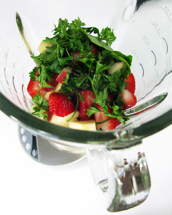 Latest Obsession: Green Smoothies, Honest Fare by Gabrielle Arnold